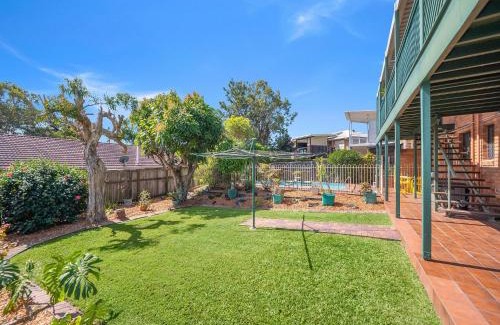 Battery Hill House | 9 Rowell Street Battery Hill QLD