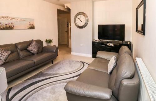 Roundham Apartment | 9 Seaford Sands