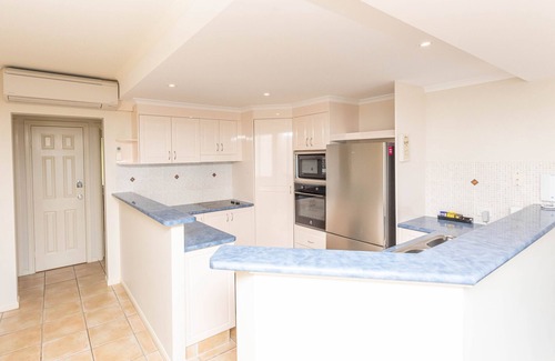 Airlie Beach Apartment | 9 Starview Apartments