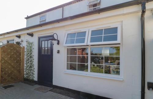Belford House | 9 Station Cottages