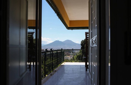 Capodimonte Apartment | 90 m² Apartment ∙ 2 bedrooms ∙ 6 guests