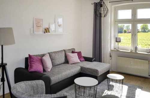 Detmold Apartment | 90 m² Apartment ∙ 1 bedroom ∙ 2 guests