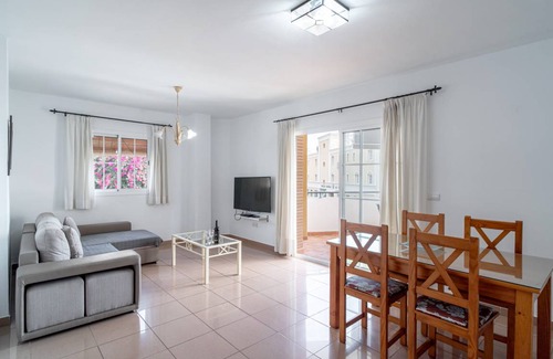 Nerja Apartment | 90 m² Apartment ∙ 2 bedrooms ∙ 4 guests