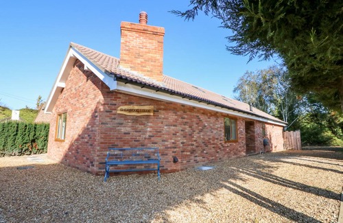 Wisbech Cottage | 90 m² Cottage ∙ 1 bedroom ∙ 2 guests