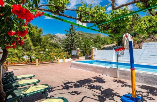 Alozaina House | 90 m² House ∙ 4 bedrooms ∙ 8 guests