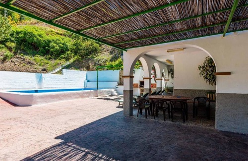 Alozaina House | 90 m² House ∙ 4 bedrooms ∙ 8 guests