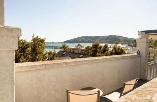 Avila Beach House | 90 San Luis Street Unit D