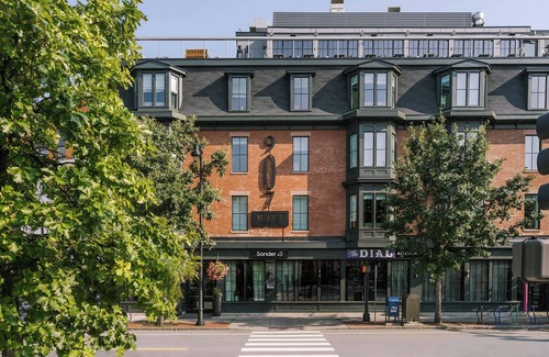 Central Square Apartment | 907 Main Hotel Central Square, Sonder by Marriott Bonvoy