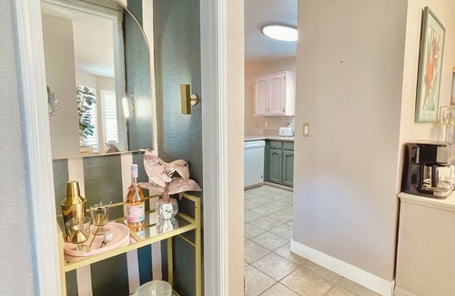 Visalia House | 90’s Post Modern Escape to Sequoia Three Rivers Kings Canyon Staycation
