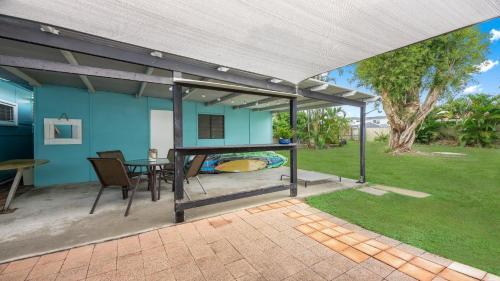 Golden Beach House | 92 Landsborough Parade Golden Beach