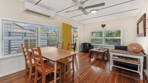Golden Beach House | 92 Landsborough Parade Golden Beach