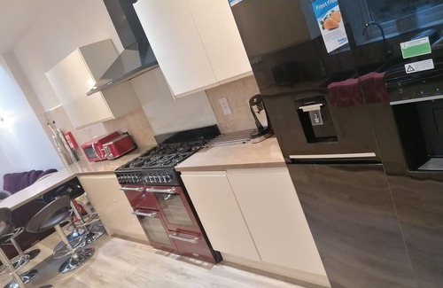 Stoke-on-Trent House | 92 Seaford Street