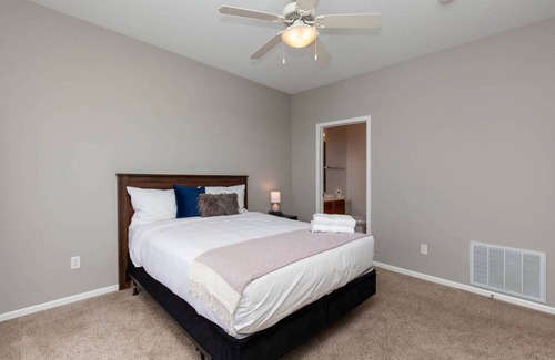 Ames Apartment | 93 m² Apartment ∙ 1 bedroom ∙ 2 guests