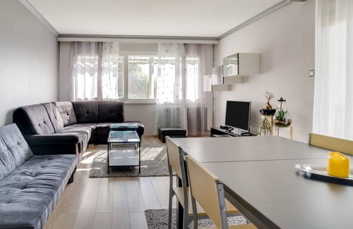 Quartier Grieu-Vallon Suisse-Saint-Hilaire Apartment | 93 m² Apartment ∙ 3 bedrooms ∙ 6 guests