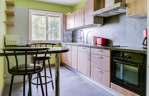 Quartier Grieu-Vallon Suisse-Saint-Hilaire Apartment | 93 m² Apartment ∙ 3 bedrooms ∙ 6 guests