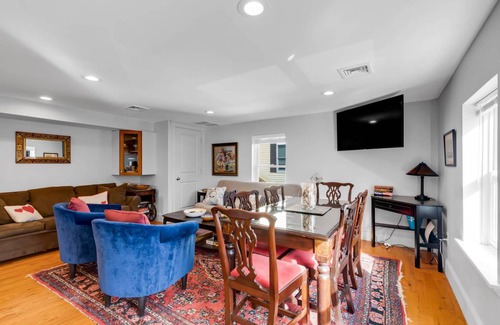 Marblehead Condo | 93 m² Condo ∙ 2 bedrooms ∙ 8 guests