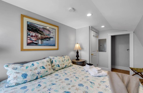 Marblehead Condo | 93 m² Condo ∙ 2 bedrooms ∙ 8 guests