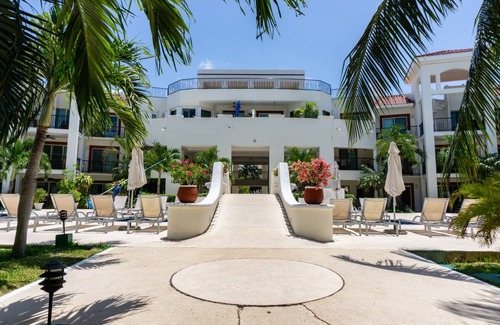 Playacar Condo | 93 m² Condo ∙ 2 bedrooms ∙ 5 guests