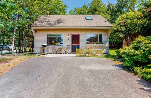 Bass Harbor Cottage | 93 m² Cottage ∙ 1 bedroom ∙ 3 guests