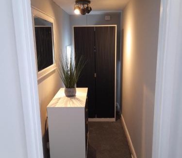 Malvern Apartment | 93 Newtown Road
