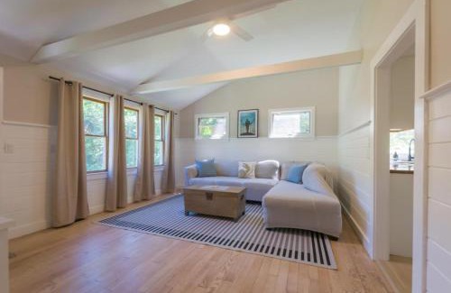 East Sandwich House | 93 Ploughed Neck Road East Sandwich - Cape Cod