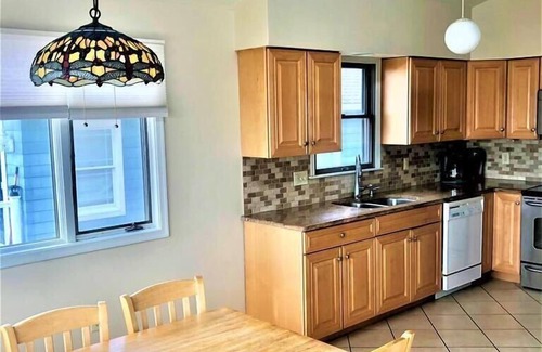 Townsend's Inlet House | 9304 Pleasure Ave 2nd Floor
