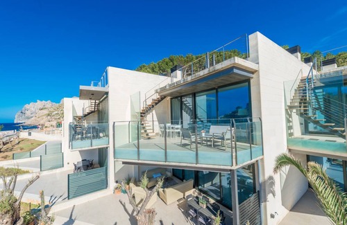 Cala San Vicente Apartment | 94 m² Apartment ∙ 3 bedrooms ∙ 5 guests