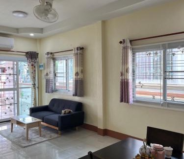 Khon Kaen House | 94 Yellow house