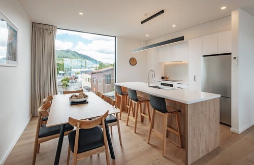 Nelson City Centre Apartment | 95 Hardy Street Apartment 3