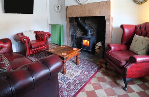 Cromford Cottage | 95 THE HILL, family friendly, with open fire in Cromford
