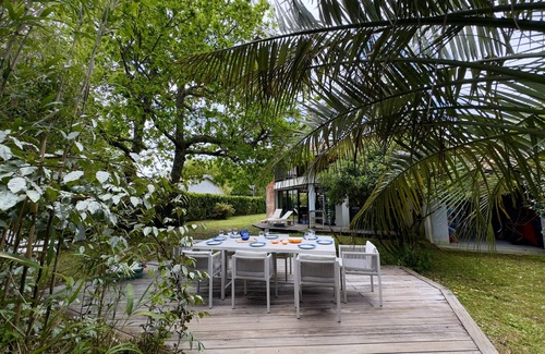 Andernos-les-Bains Ski Chalet | 950m to beach – architect house 4 adults – 2 kids