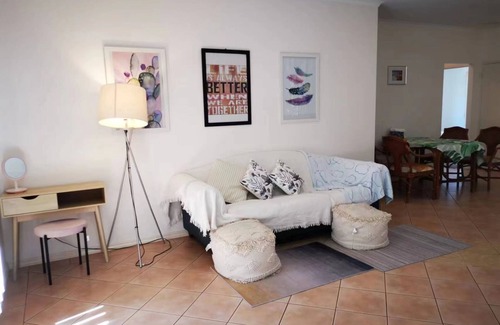 Djugun Apartment | 95cm2 spacious 2-bedroom unit in town centre