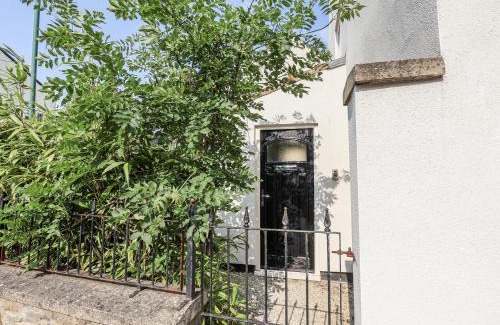Guisborough House | 96 Church Street