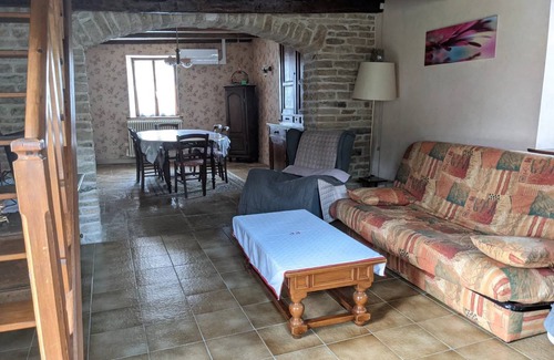 Cusey House | 96 m² House ∙ 2 bedrooms ∙ 4 guests