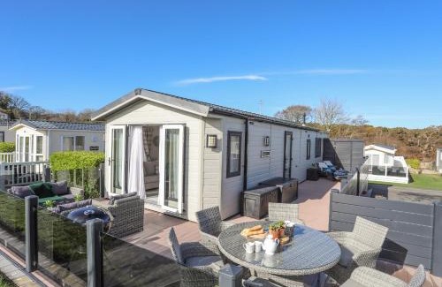 Rhyd-y-clafdy House | 97 Crugan