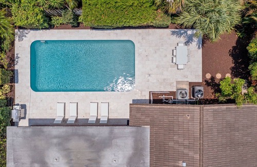 Garden Isles House | 971 Managed By Brampton Park