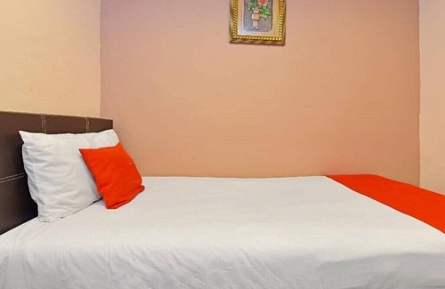 Taman Johor Jaya Hotel | 98 Hotel