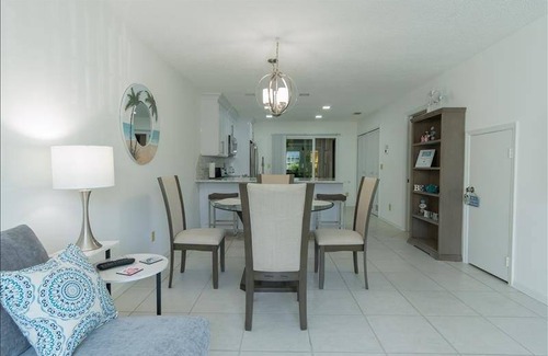 Marco Island Condo | 99 m² Condo ∙ 2 bedrooms ∙ 6 guests