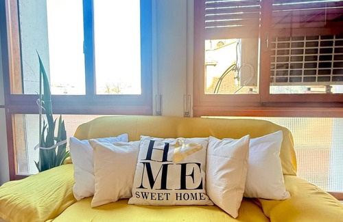 Historic Center Apartment | 99 Tourist House Bologna Lame 112