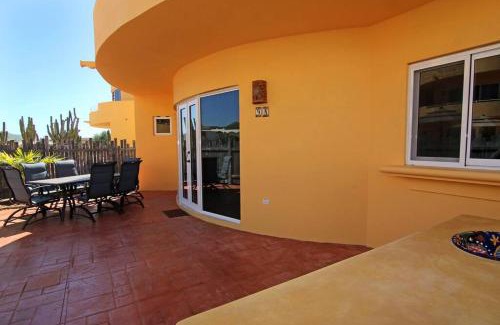 Cerritos Apartment | 9A Poolside Private Patio Cerritos Beach Condo