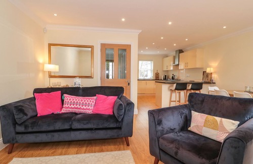 Christchurch Cottage | 9A Wick Lane