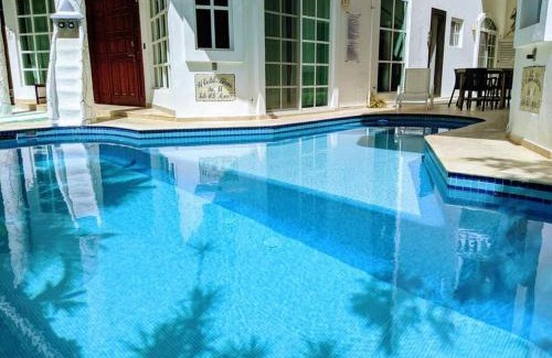Playacar Fase I House | 9br 6ba Large groups! Best location in town Walk to beach, 5th ave Cozumel ferry, shopping, nightlife! Roof plunge pool! Castillo Playacar Fase 1 25max
