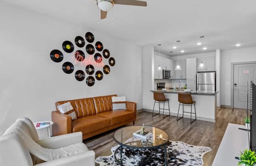 Metrocenter - North Rhodes Park Apartment | 9min to Downtown- Cozy 1 BR APT!