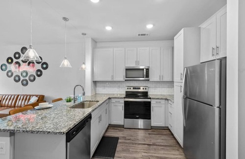 Metrocenter - North Rhodes Park Apartment | 9min to Downtown- Cozy 1 BR APT!