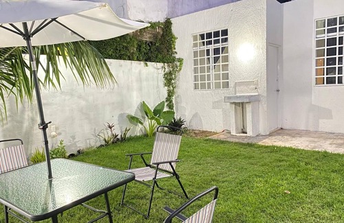 Puerto Morelos House | ¡ A 15 Minutos del Aeropuerto de Cancún, Casa Vacacional en Puerto Morelos, Qroo