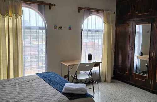 Zona 13 Bed & Breakfast | A 3 minutos del Aeropuerto
