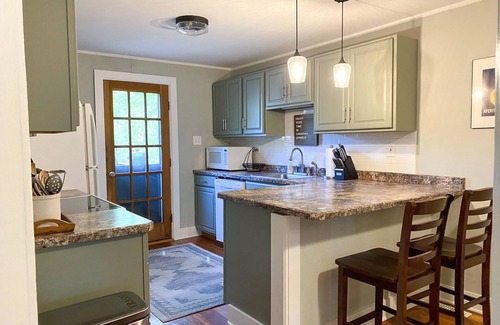 Greenfield Center House | A 3BR modern traditional getaway only 6 minutes to Downtown Saratoga