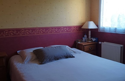 Trappes Apartment | A 5 Minutes à Pied de la Colline D'elancourt. Appartement Idéal JO Paris 2024