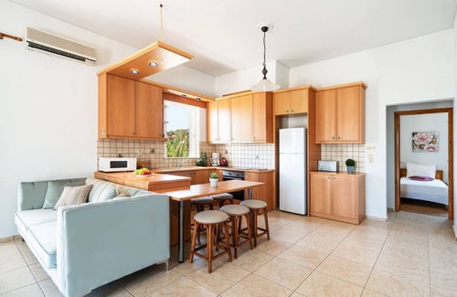 Agios Vasileios Ski Chalet | A 5bedroom villa with pool & amazing seaview