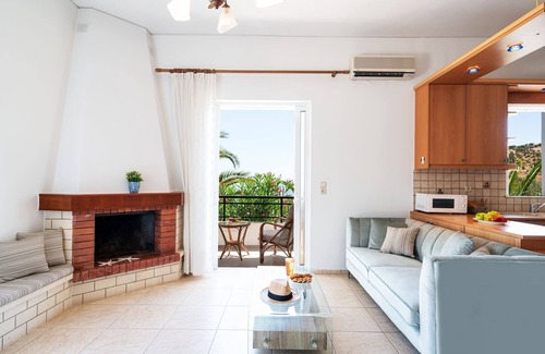 Agios Vasileios Ski Chalet | A 5bedroom villa with pool & amazing seaview